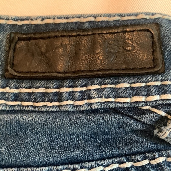 VIGOSS Capris, size 26 - Picture 8 of 15